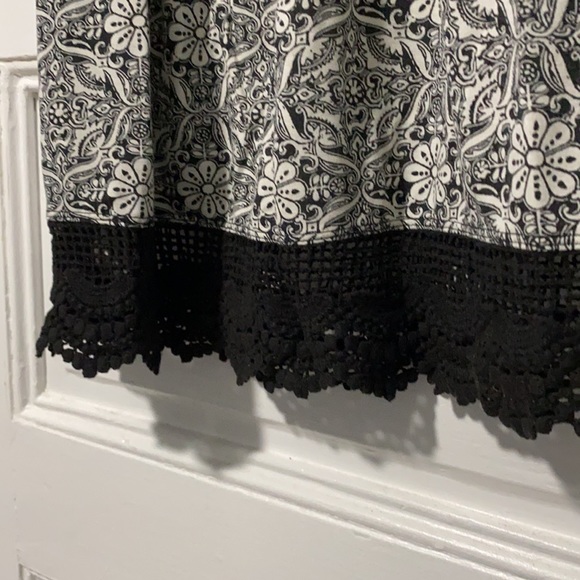 O’Neill black and white backless dress BUNDLE & SAVE!!! - Picture 3 of 5